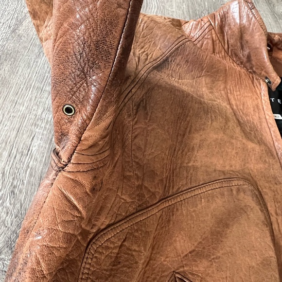 Men's Vintage Brown Leather Jacket - Picture 8 of 16